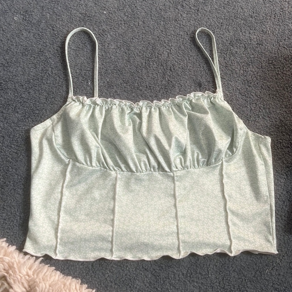 Crop top